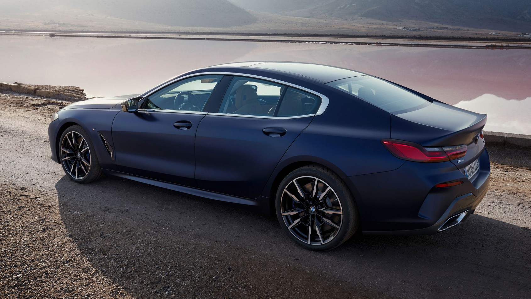 2022 BMW serii 8