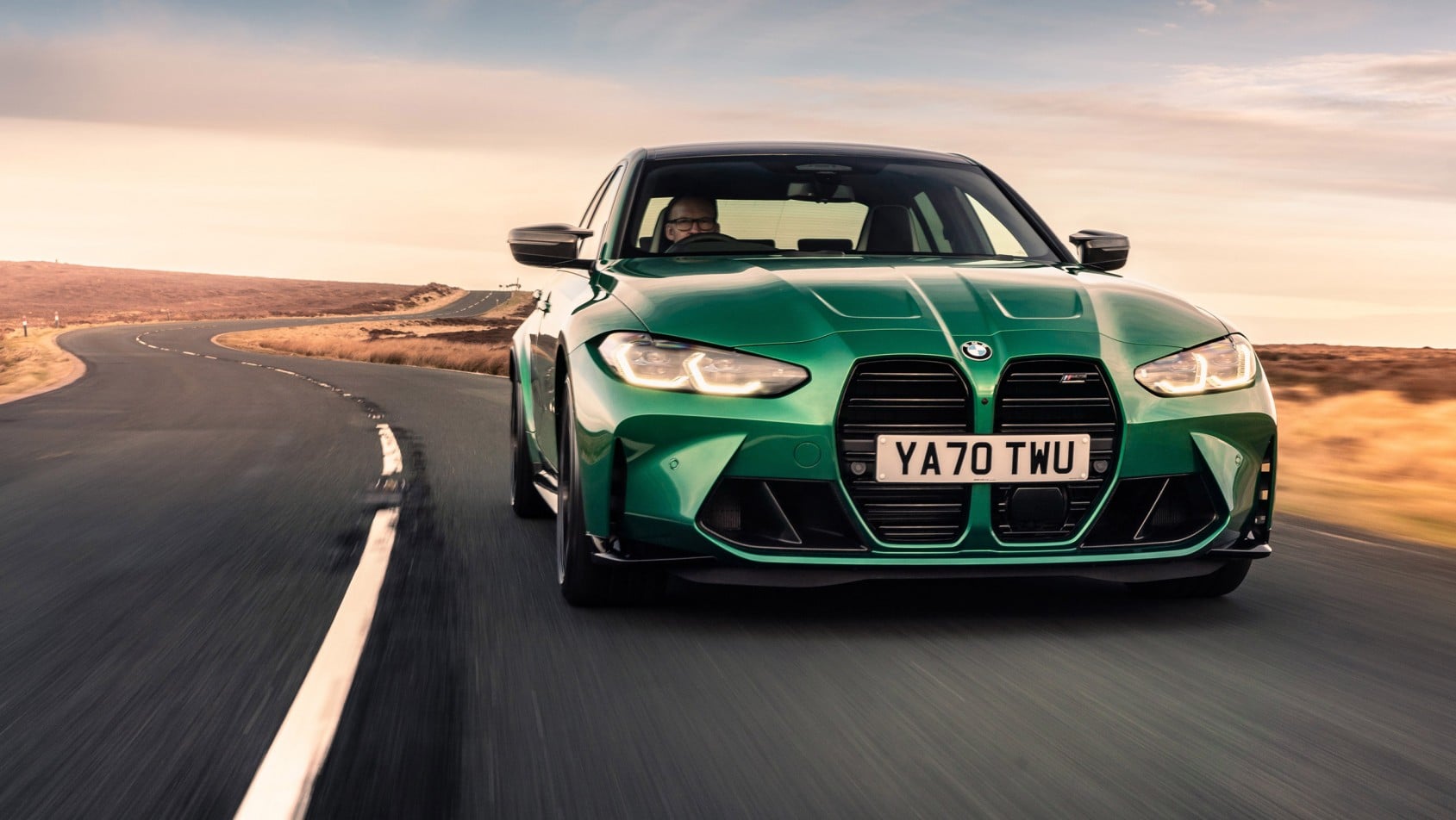 BMW M3 Competition - front auta na torze