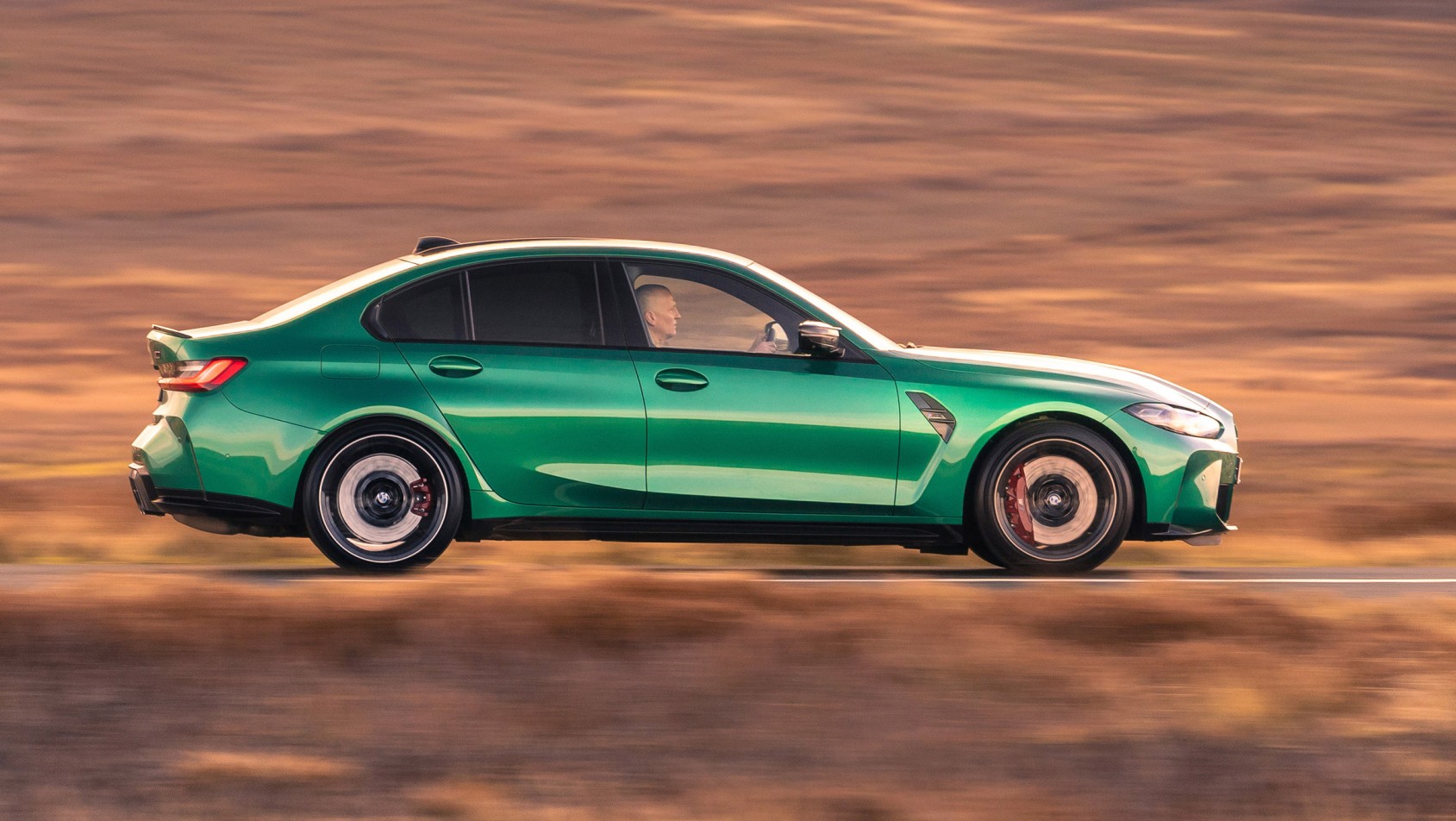 BMW M3 Competition - sylwetka auta