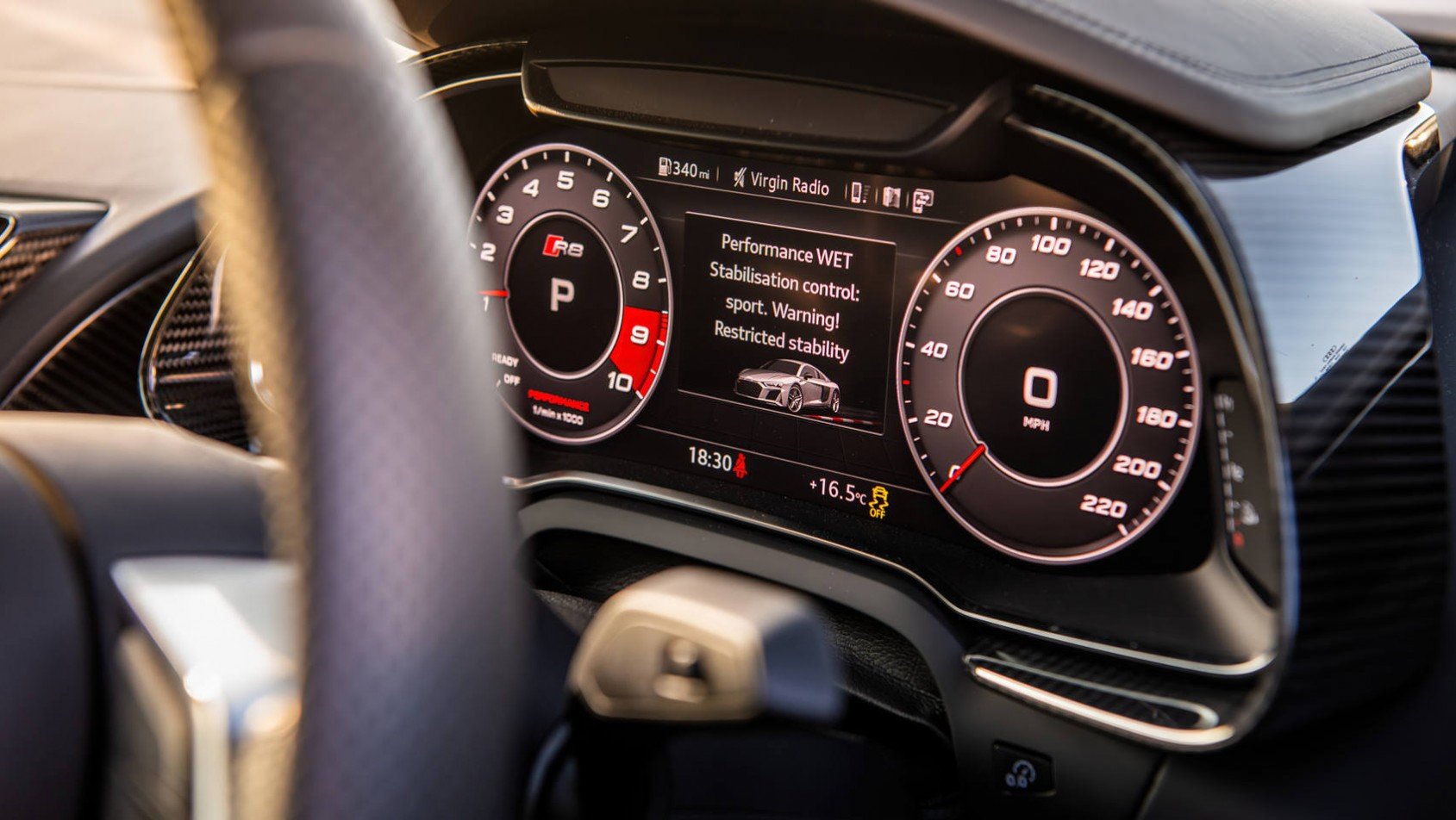 Zegary nowego Audi R8