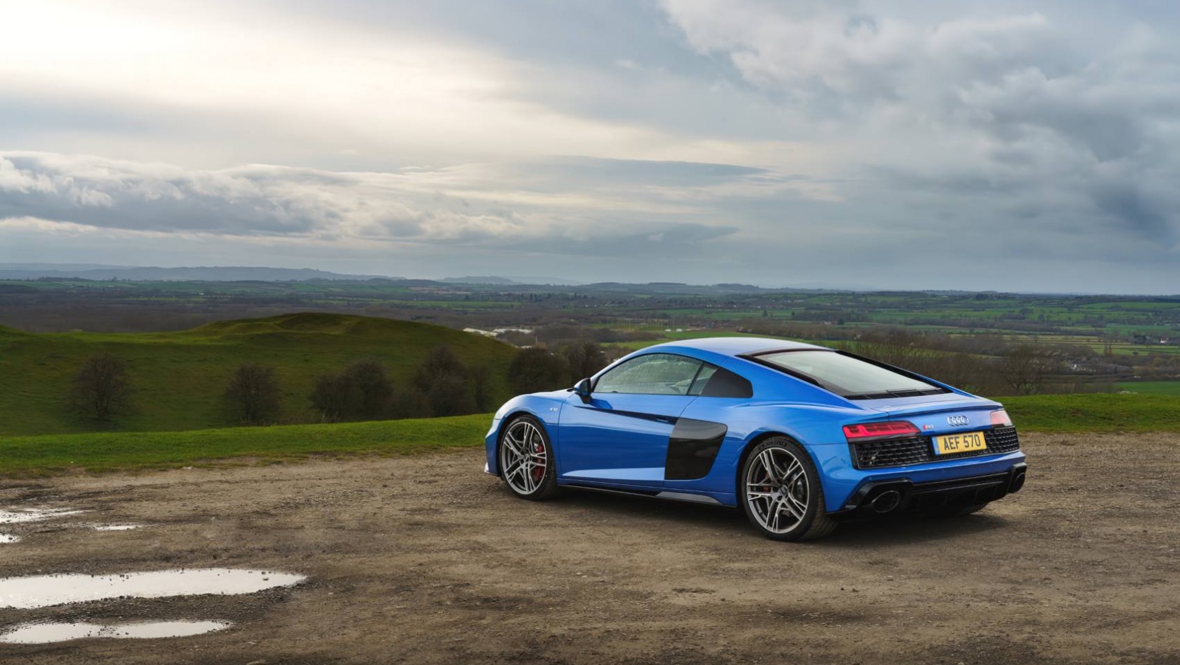 Audi R8 na drodze