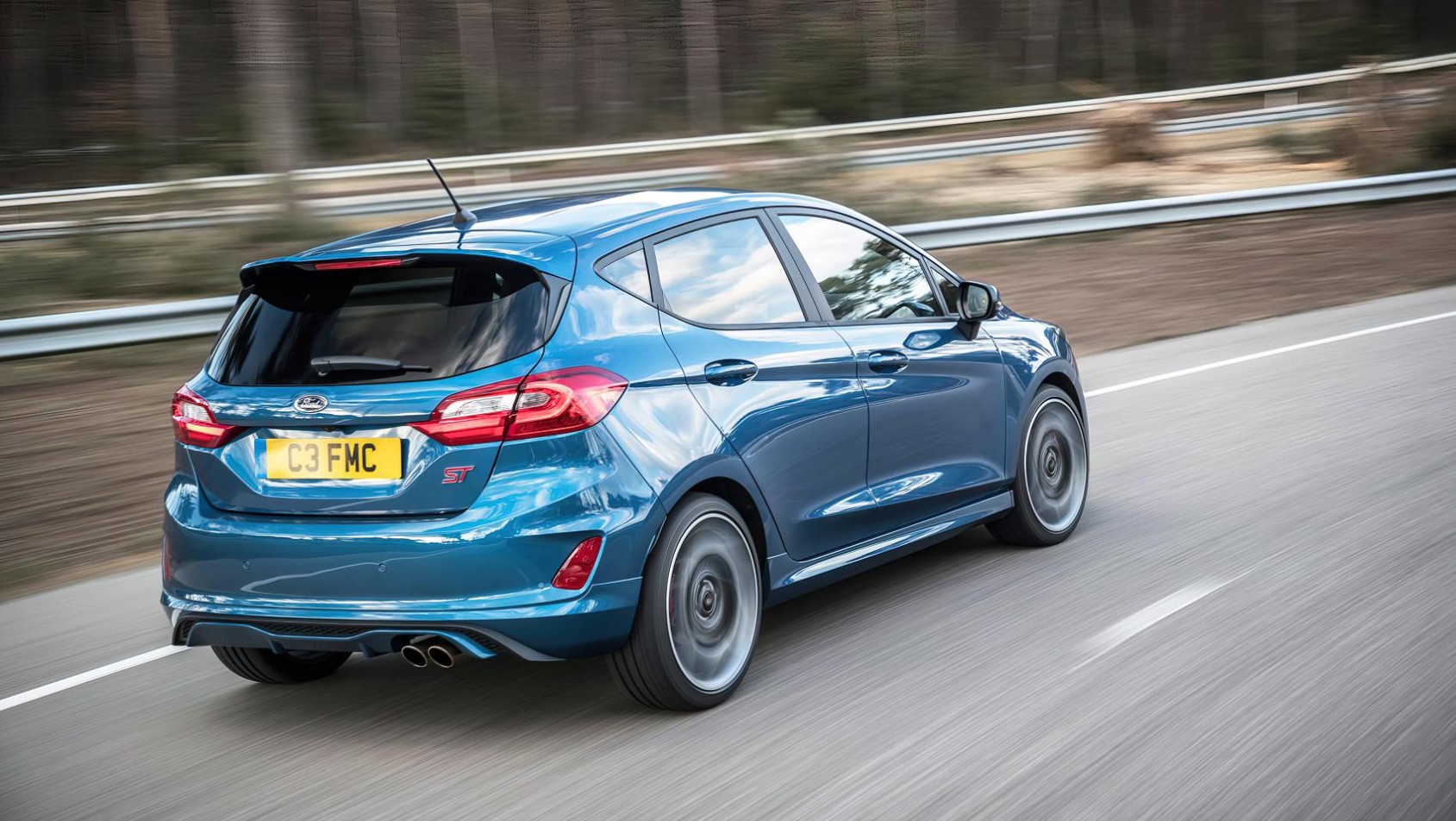 Ford Fiesta ST na asfalcie