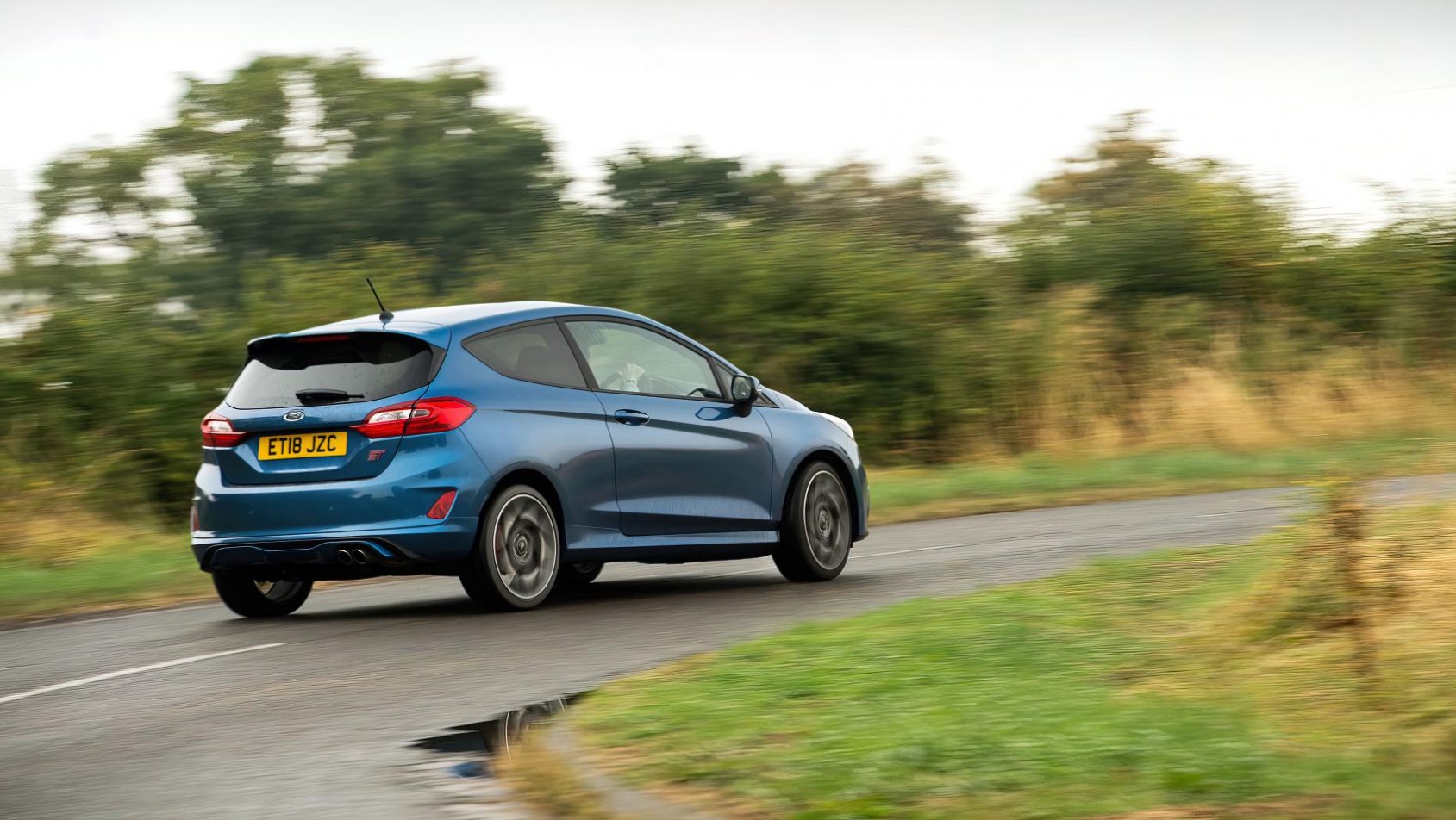 Fiesta ST niebieska