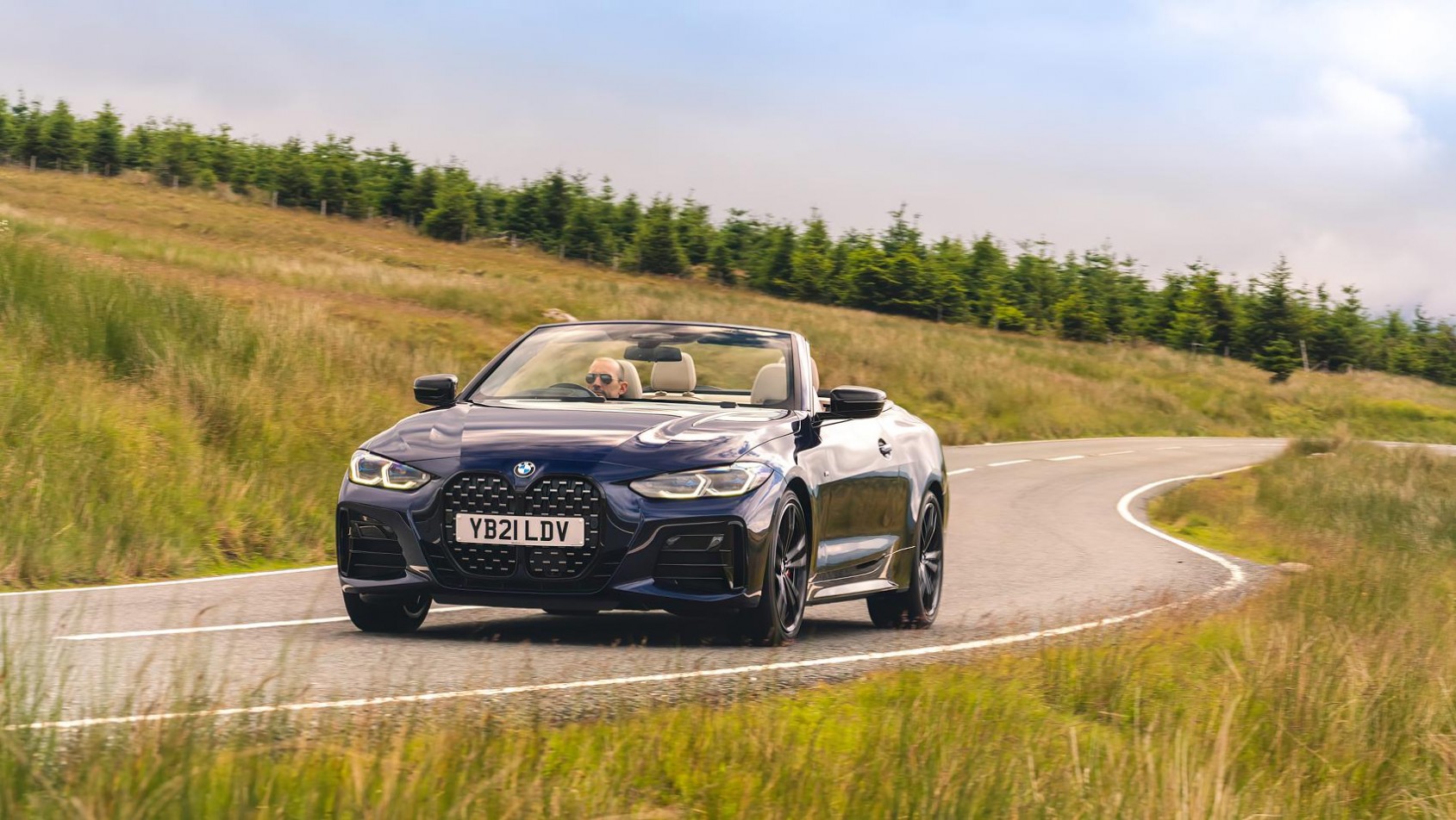 BMW M440i Cabrio bez dachu