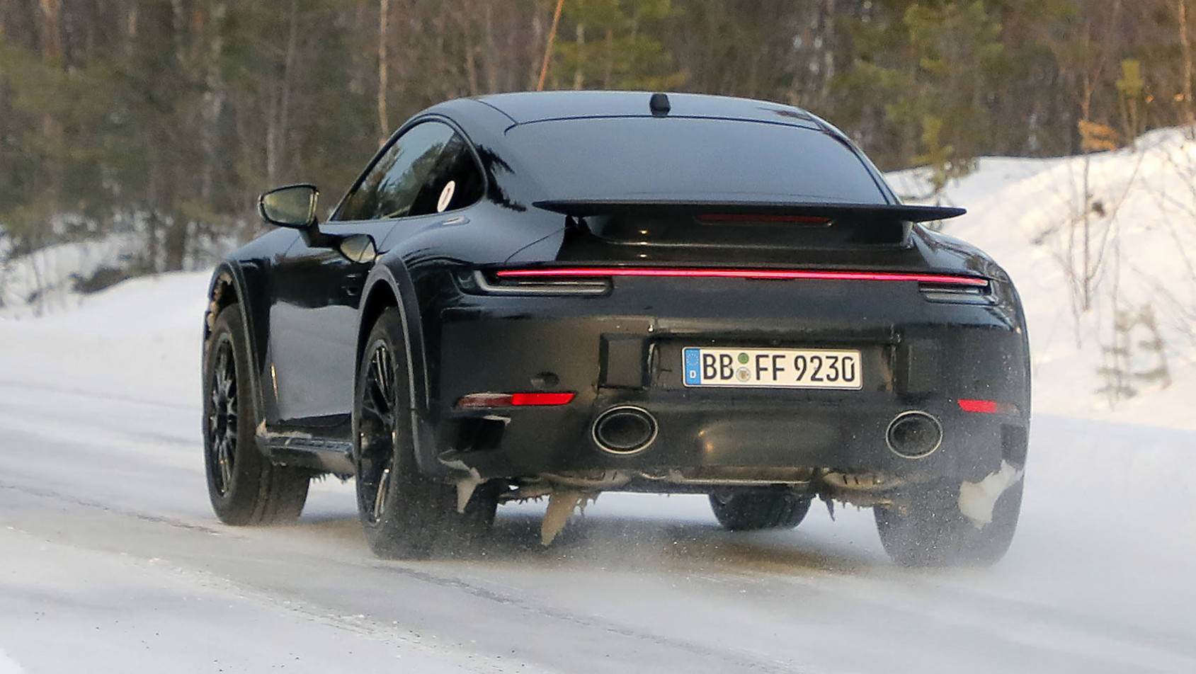 Nowy kształt tylnego skrzydła 911 Safari Porsche