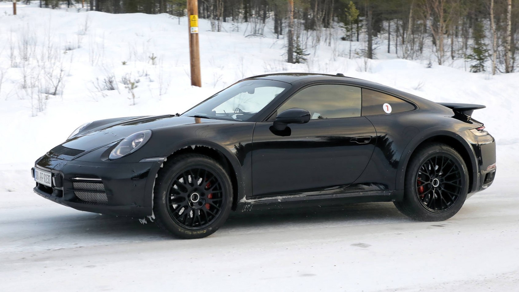 Porsche 911 Safari z boku