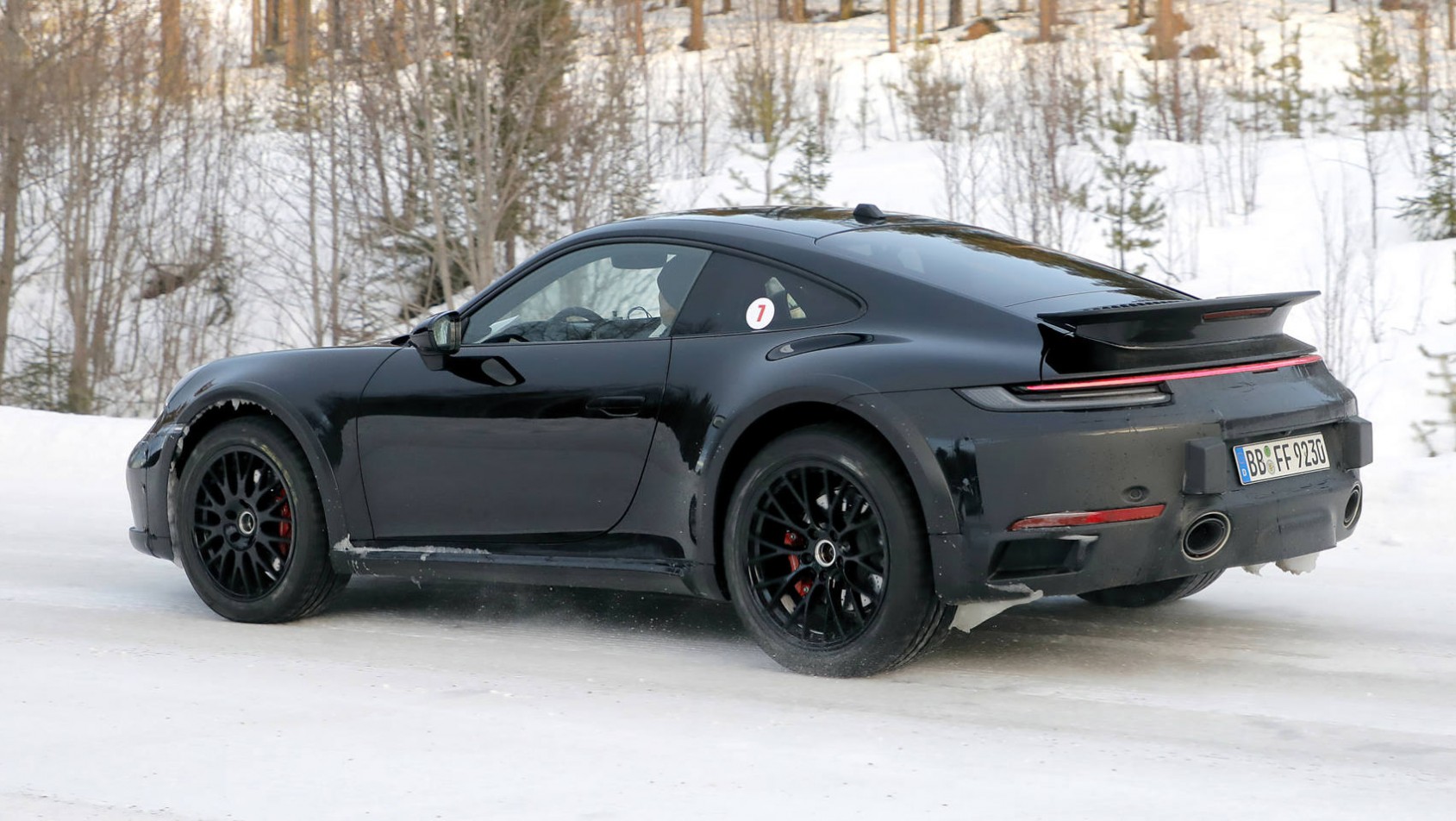 Porsche 911 Safari z nowym skrzydłem