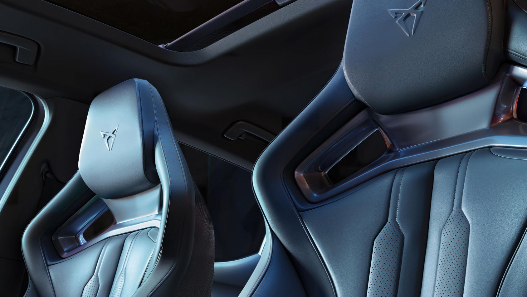 CUPRA-Leon-VZ-CUP fotele