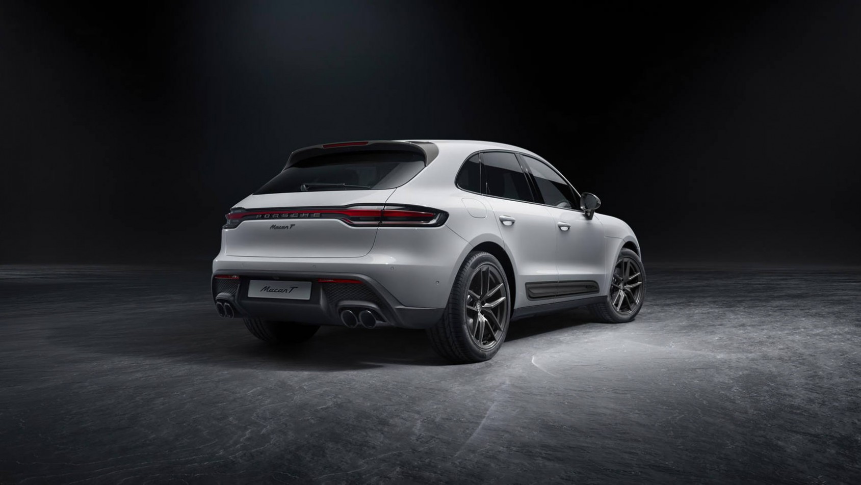 Porsche Macan T z tyłu