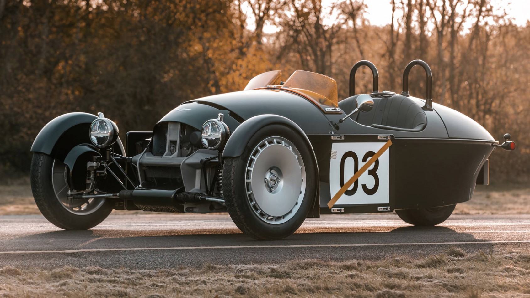 Morgan Super 3 sylwetka auta