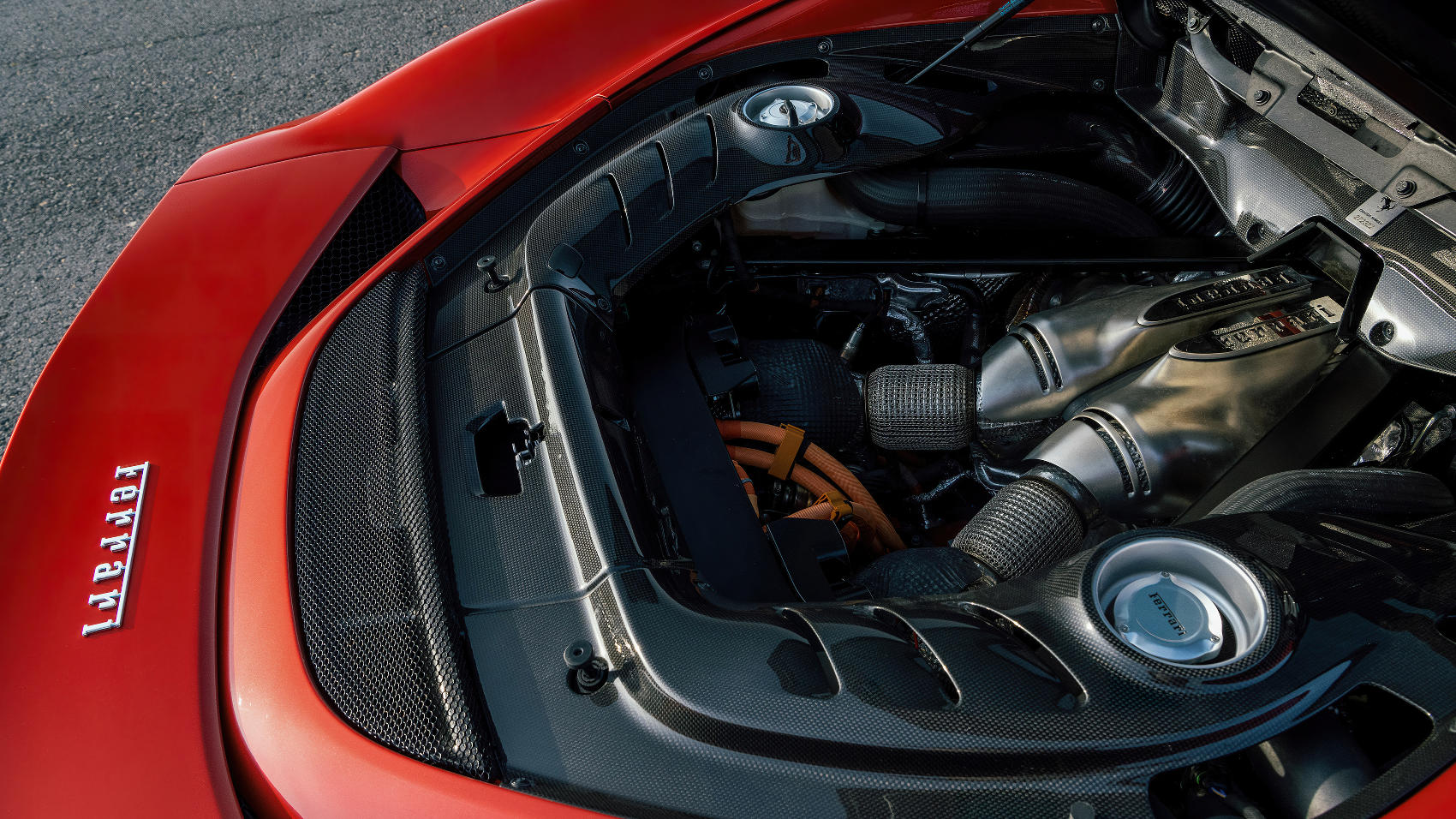 Ferrari 296 - Silnik 2.9 V6 Twin Turbo