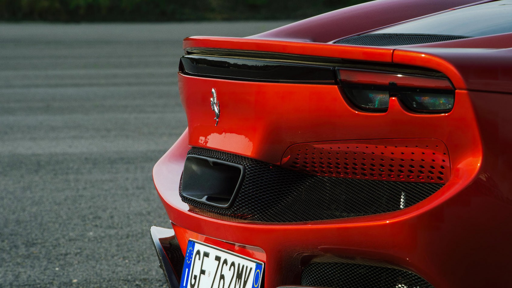 Ferrari 296 GTB wydech