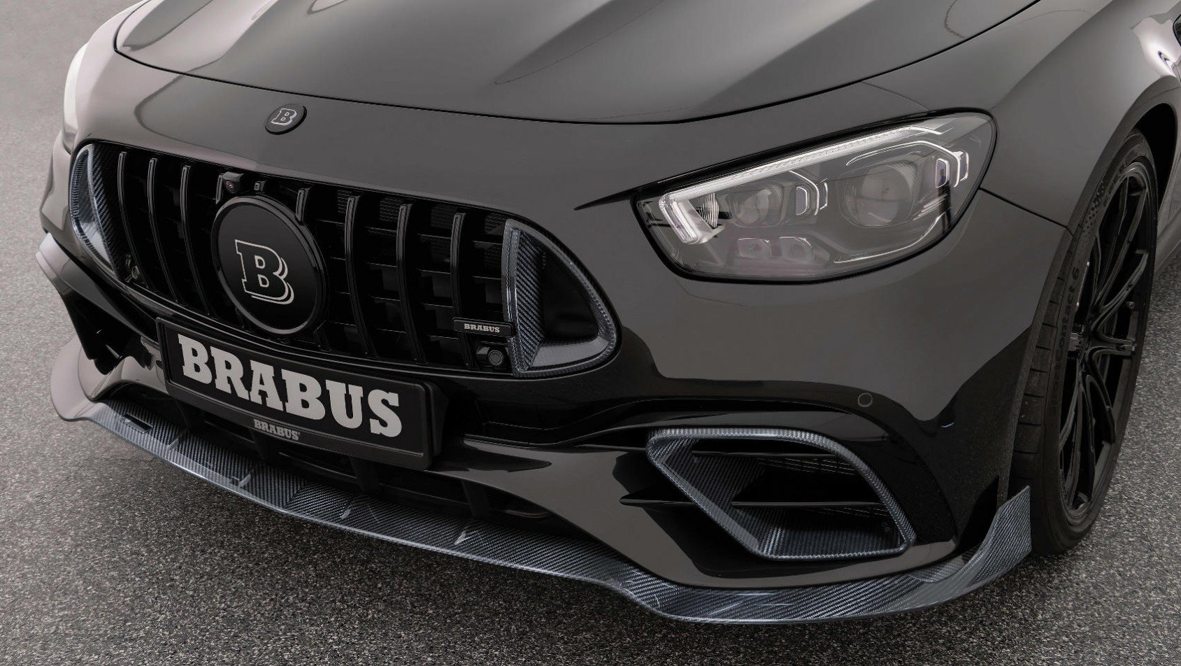 Brabus Mercedes AMG E63 S detale frontu