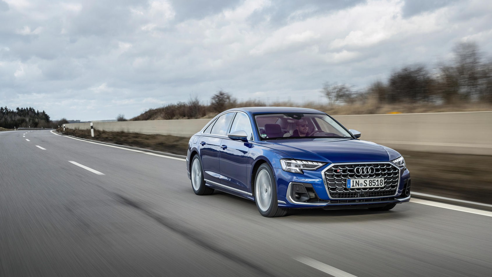 Audi S8 2022 przód