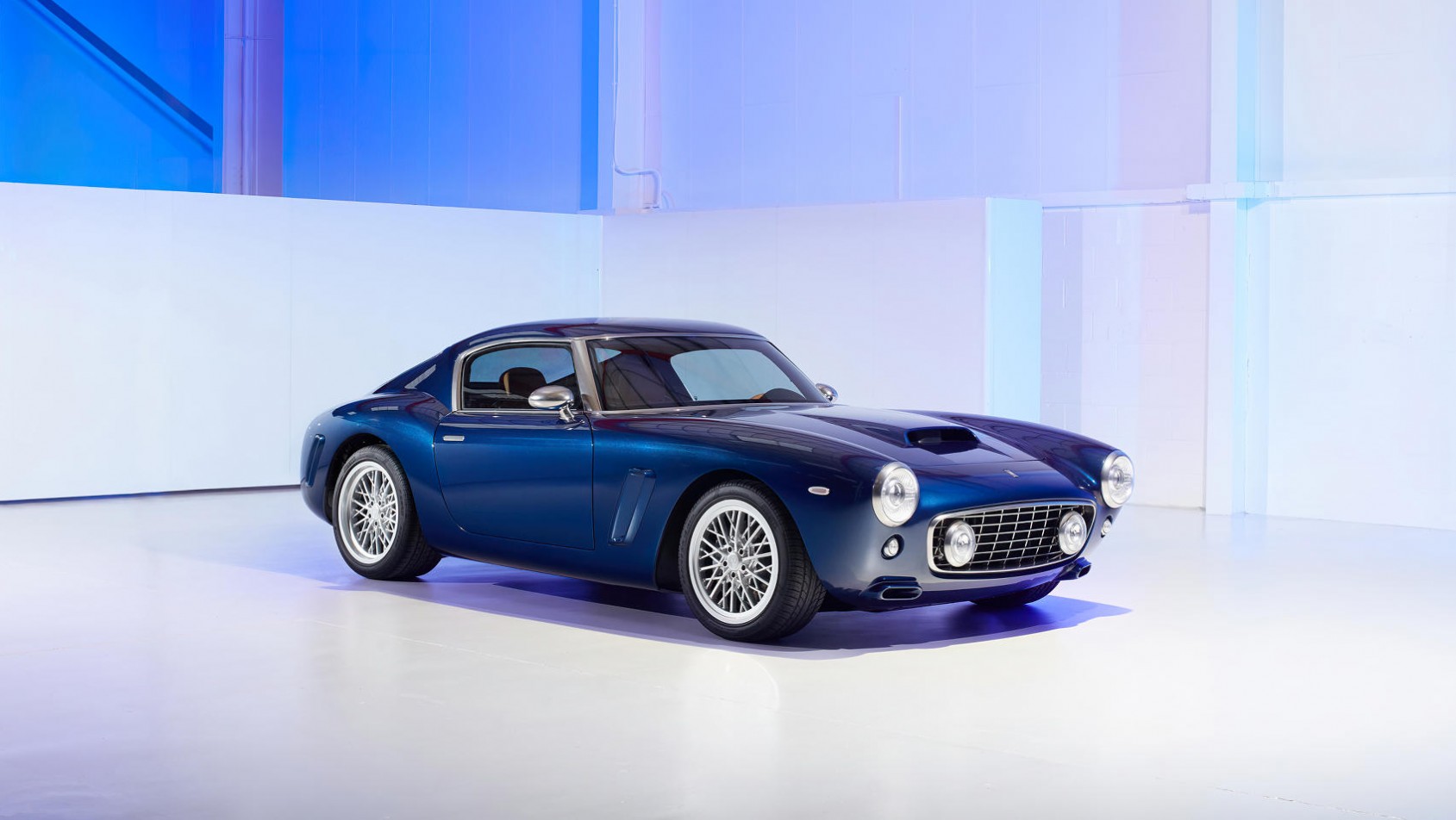 Restomod RML na bazie Ferrari 550