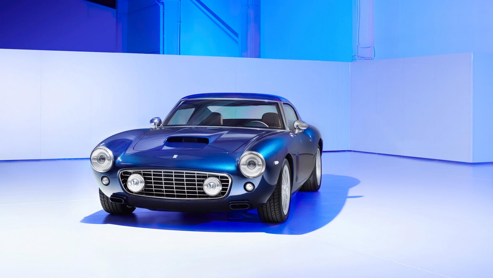 RML Short Wheelbase z przodu