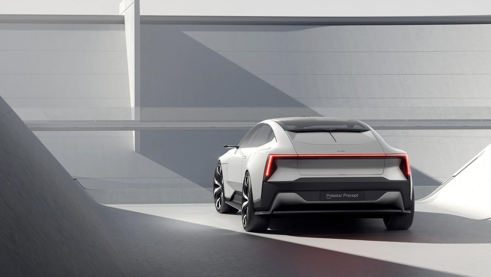Polestar 5 Precept concept zdjęcie z tyłu