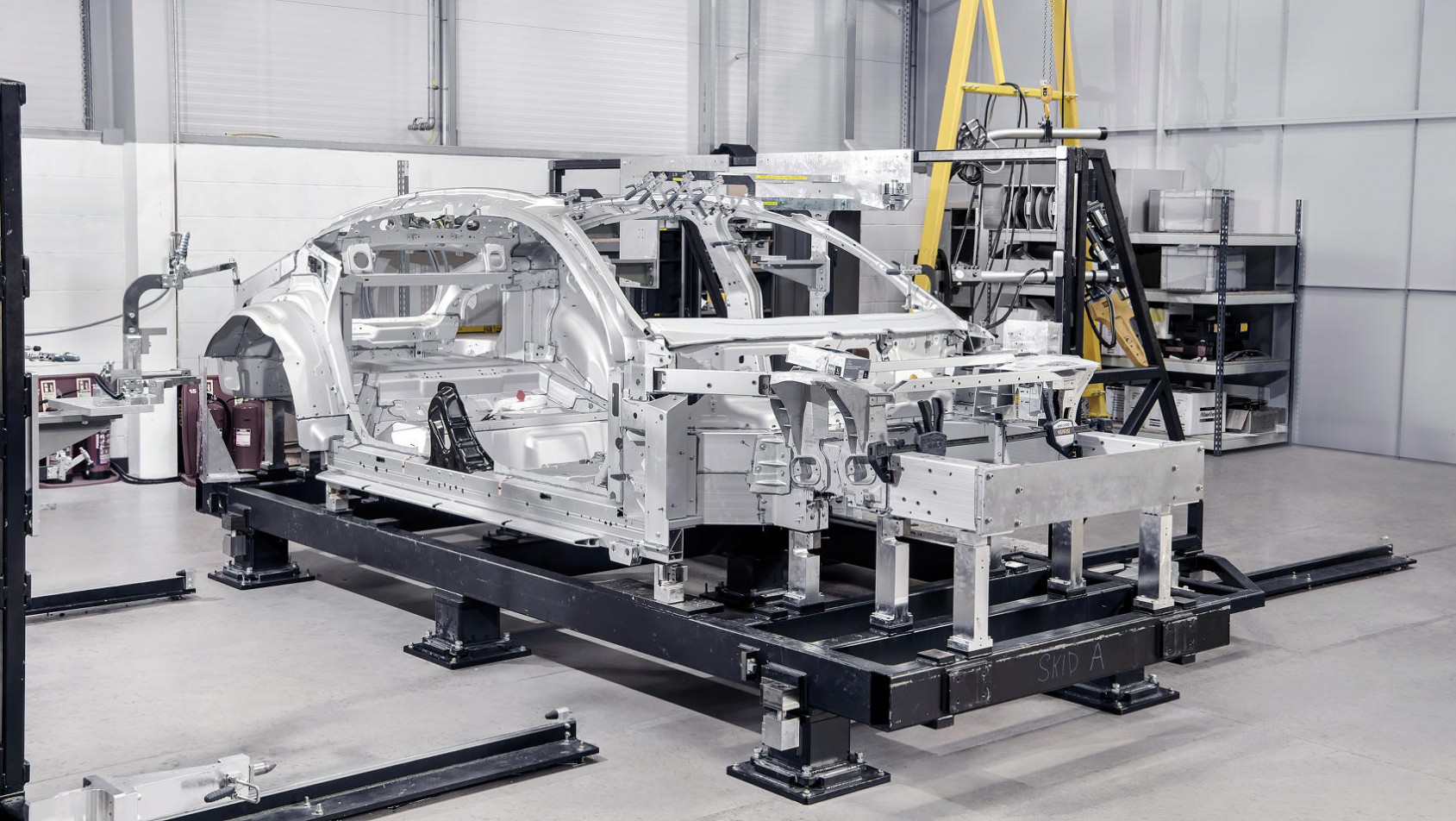 Polestar 5 Precept concept w budowie