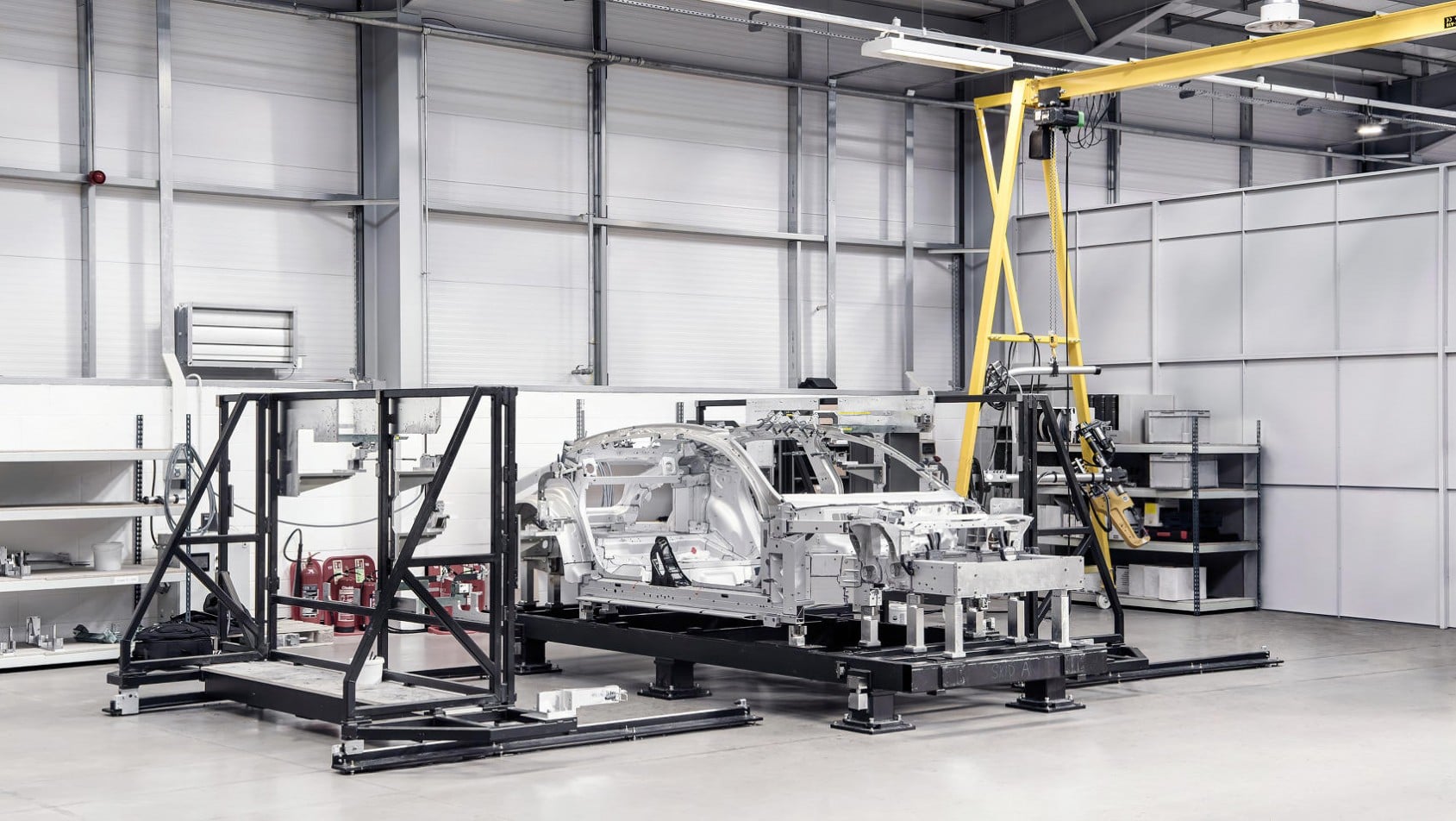 Polestar 5 Precept concept na platformie