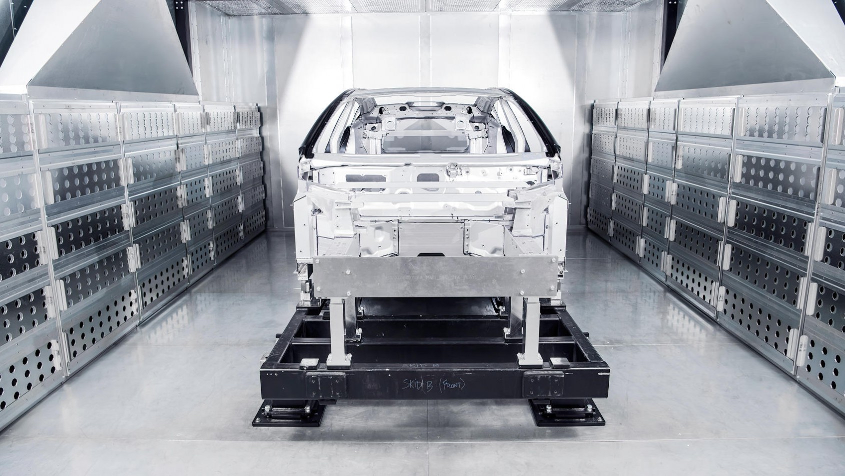 Polestar 5 Precept concept w budowie