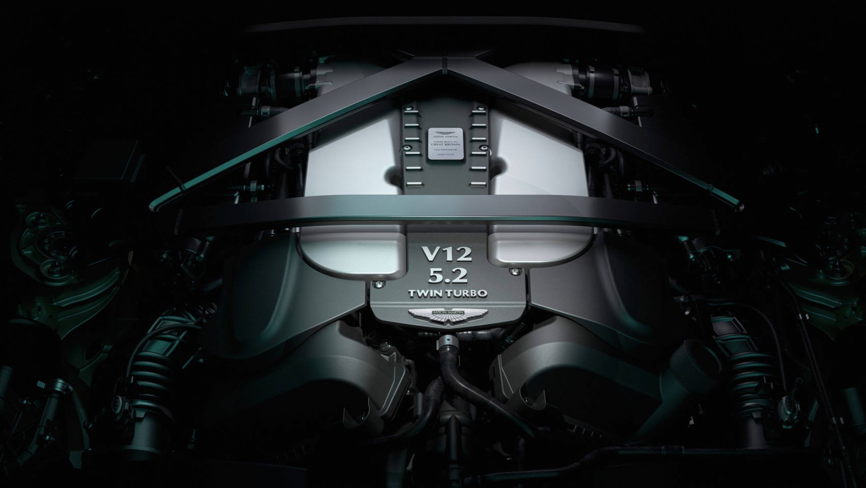 2022 Aston Martin V12 Vantage silnik