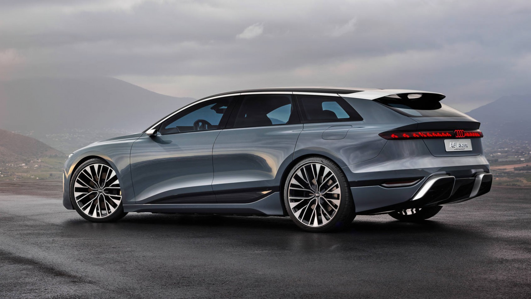 A6 Avant e-tron linia auta na tle krajobrazu