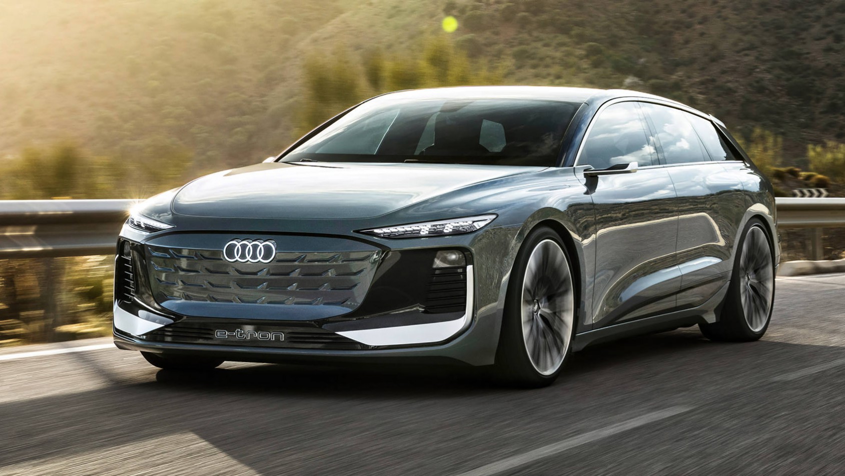 A6 Avant e-tron podczas jazdy