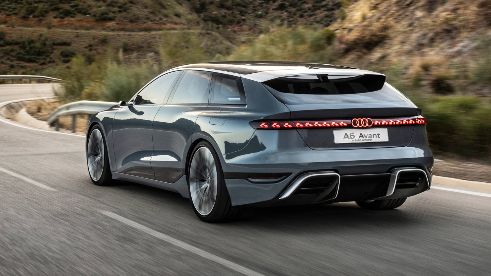 A6 Avant e-tron mknie po drogach