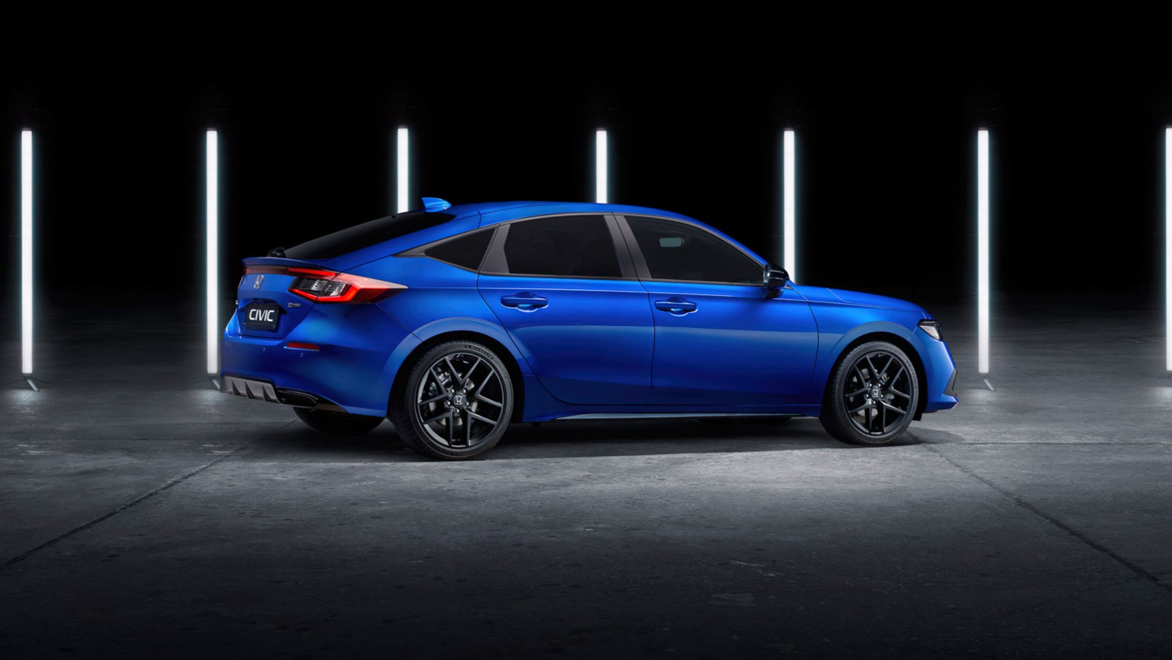 Honda Civic eHEV hybryda