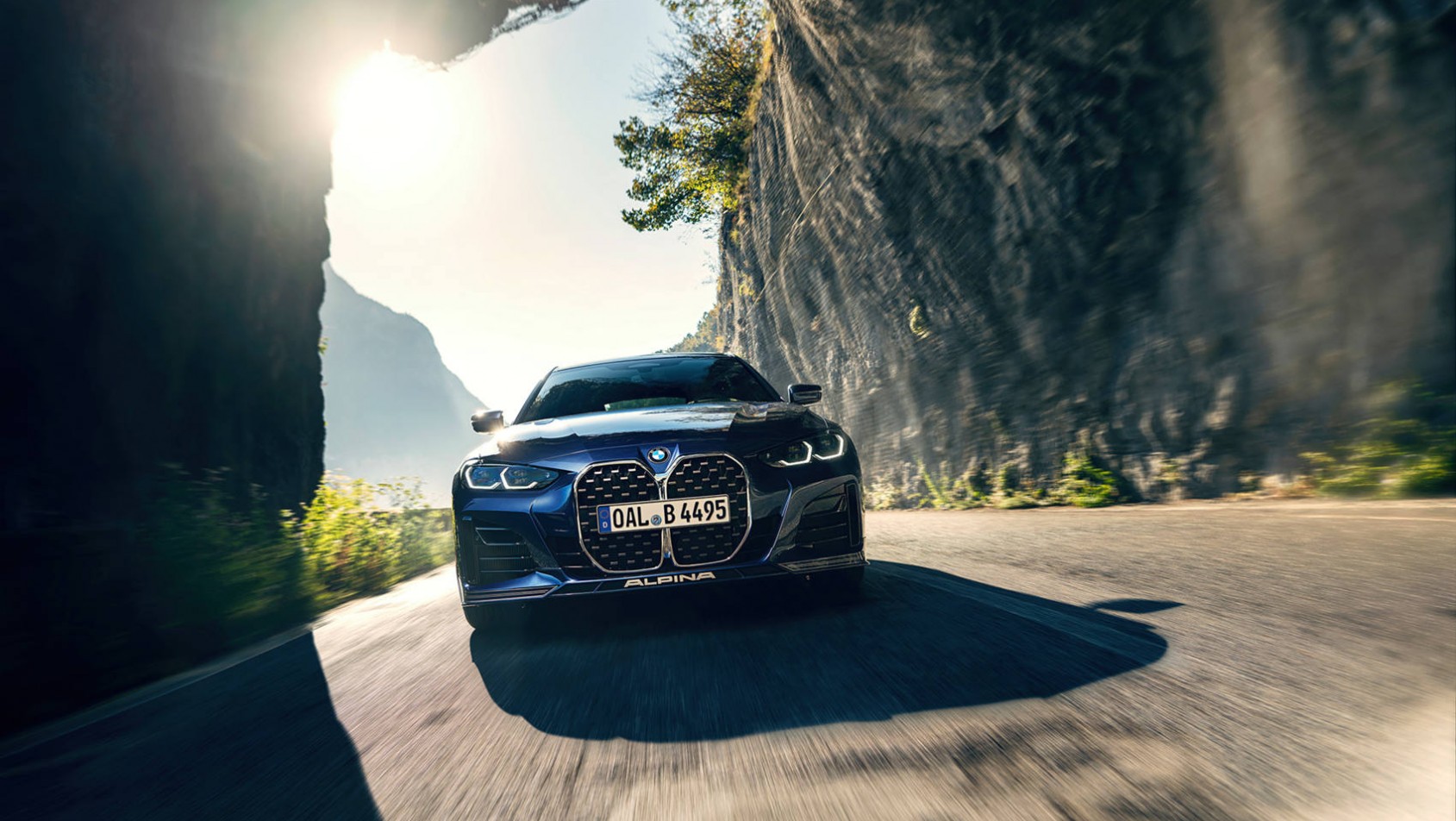 Nowa Alpina B4 podczas szybkiej jazdy