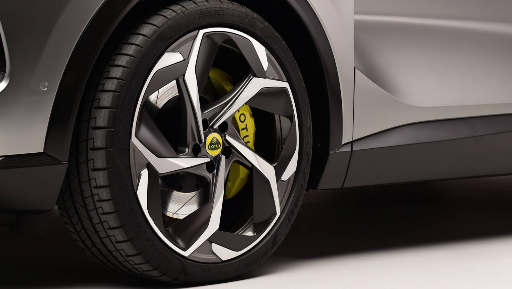 Felgi Lotusa Eletre