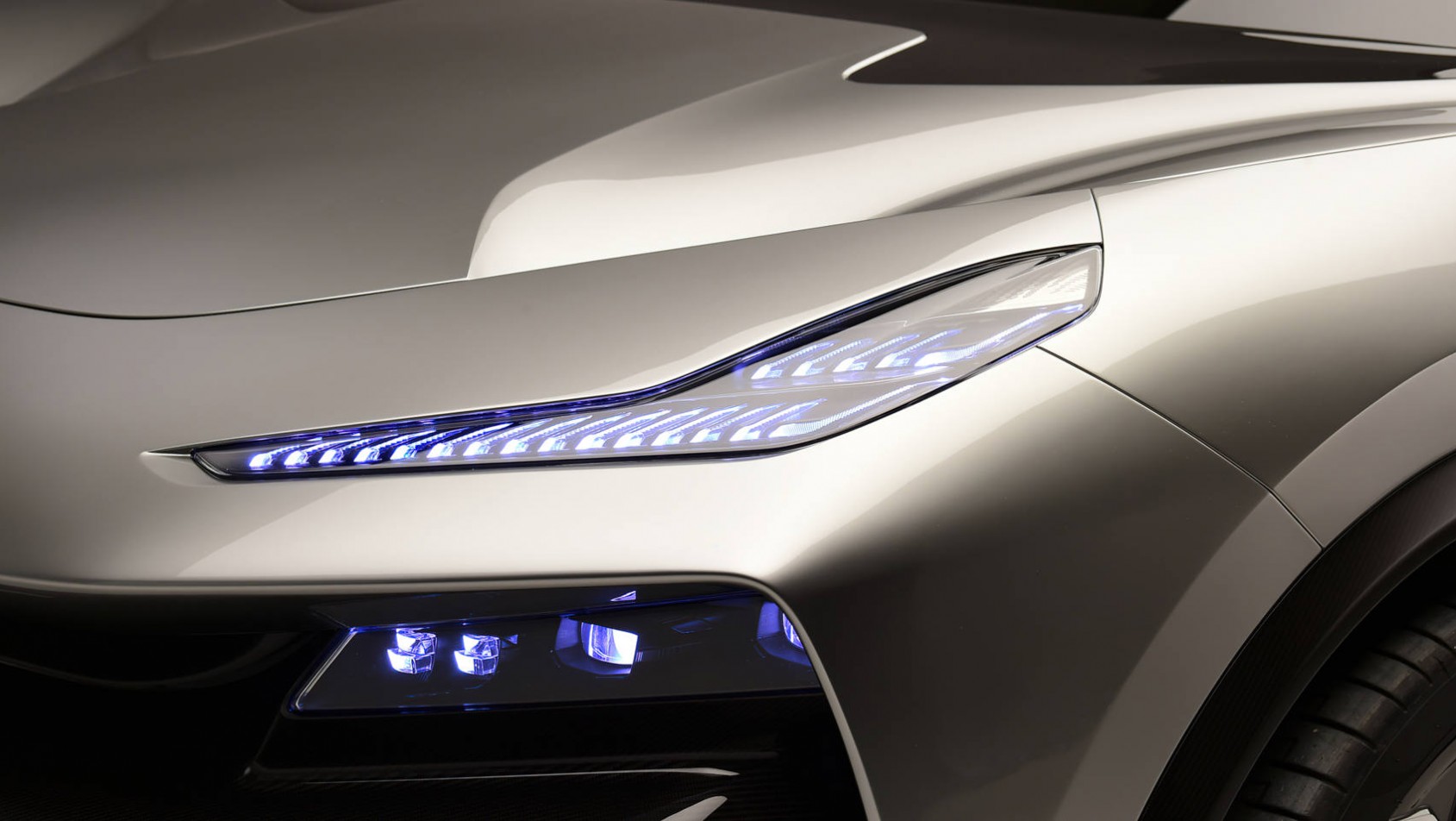 Reflektory Lotusa Eletre