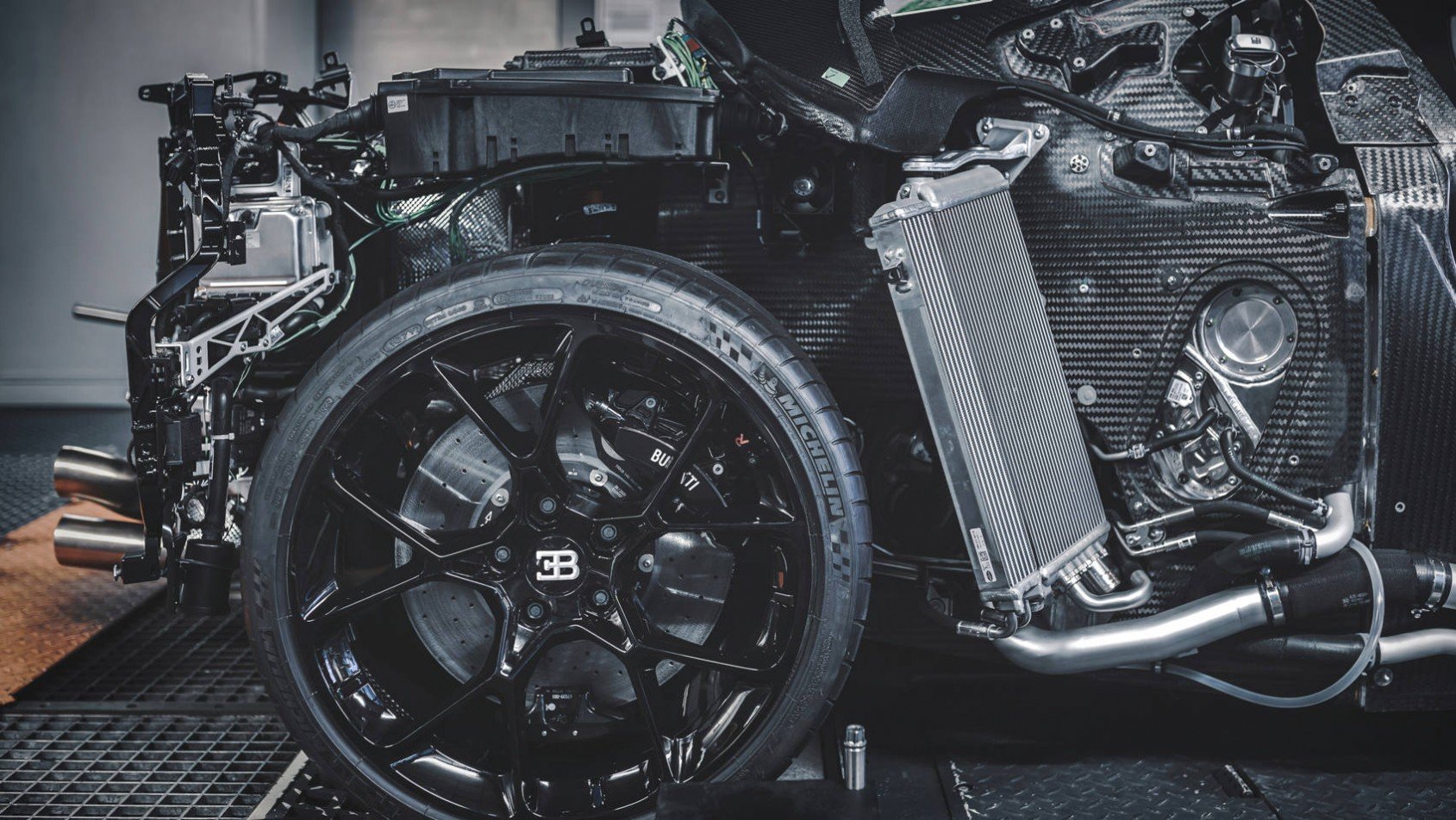 Bugatti Centodieci elementy konstrukcyjne