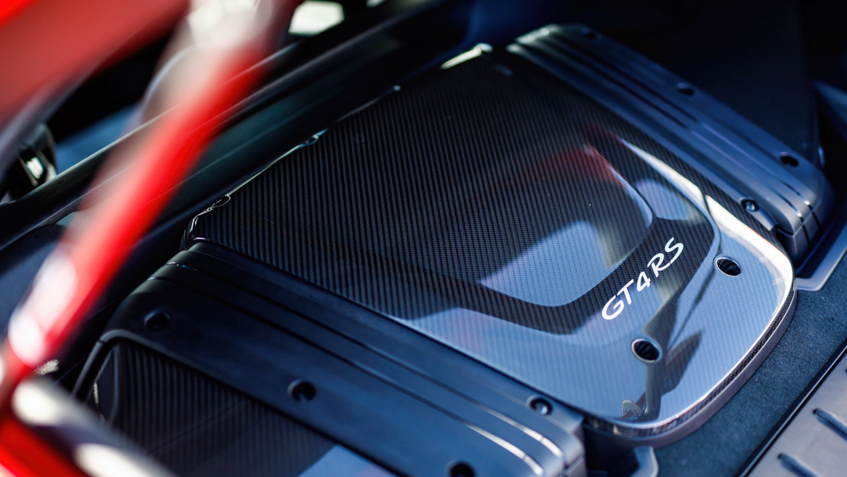 Porsche Cayman GT4 RS silnik