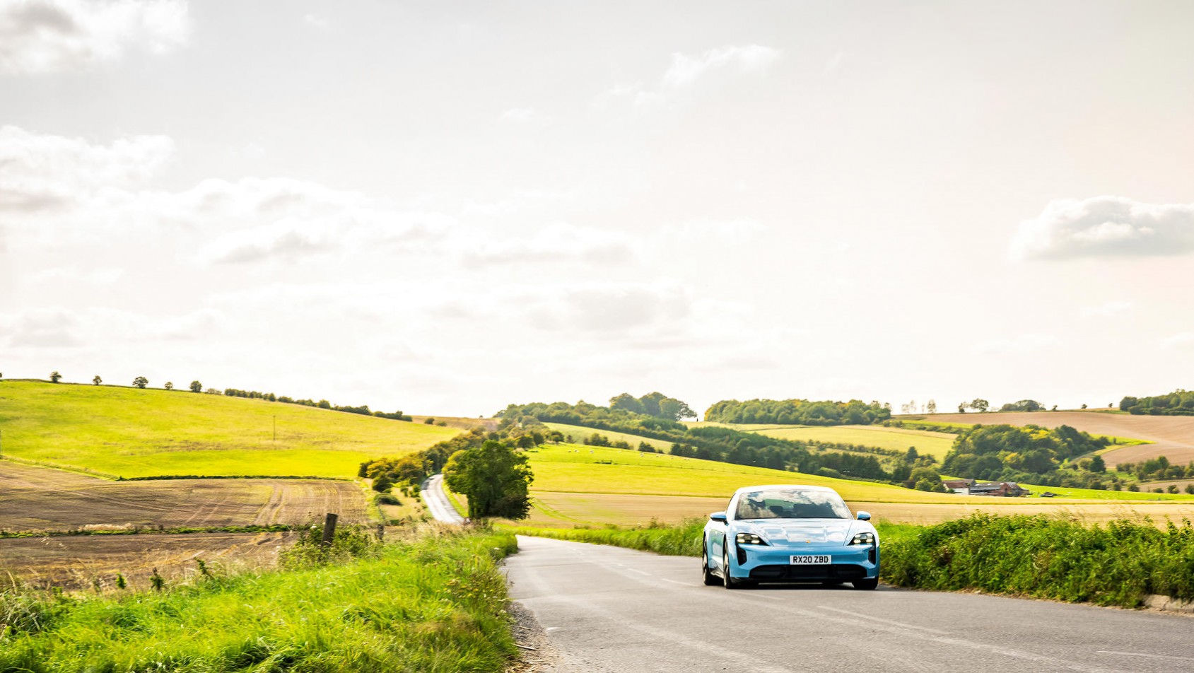 Porsche Taycan na drogach