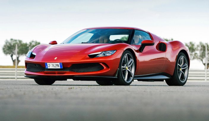 Czerwone Ferrari 296 GTB