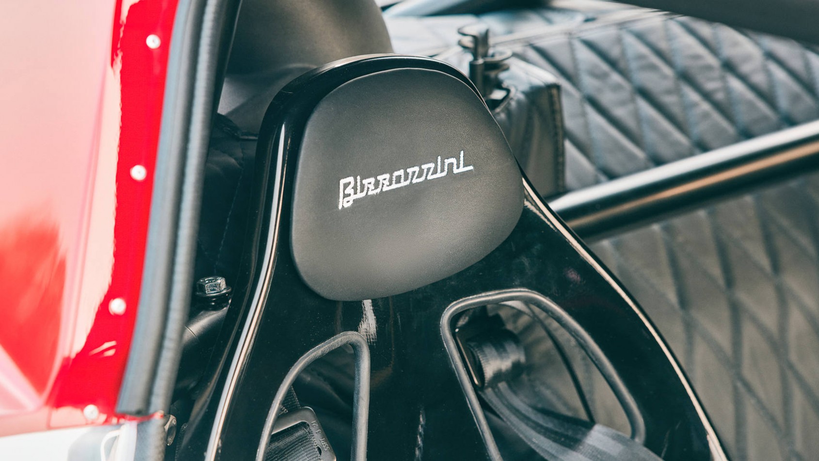 Bizzarrini 5300 GT Corsa Revival - homologowane fotele