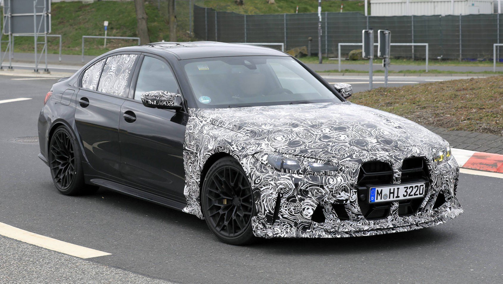 Nowe BMW M3 CS w kamuflażu