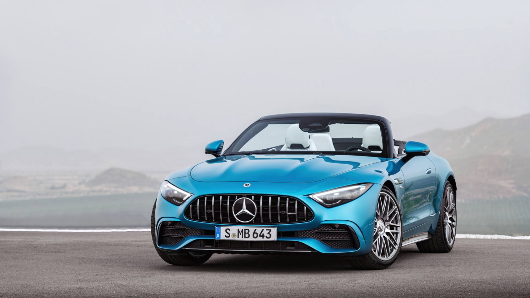 Debiutuje Mercedes-AMG SL43 Nowy Mercedes-AMG SL43