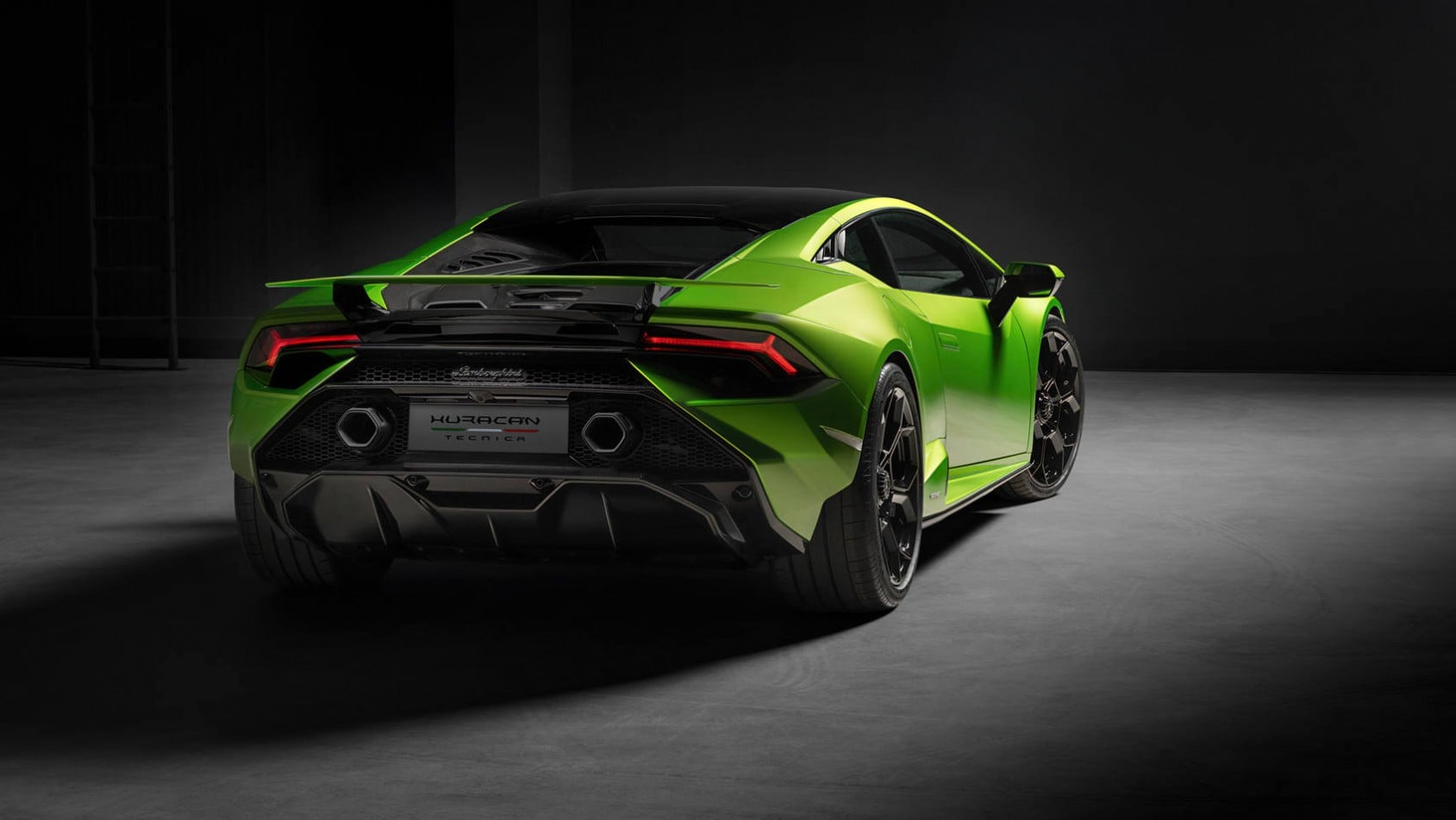 Agresywny tył Lamborghini Huracan Tecnica