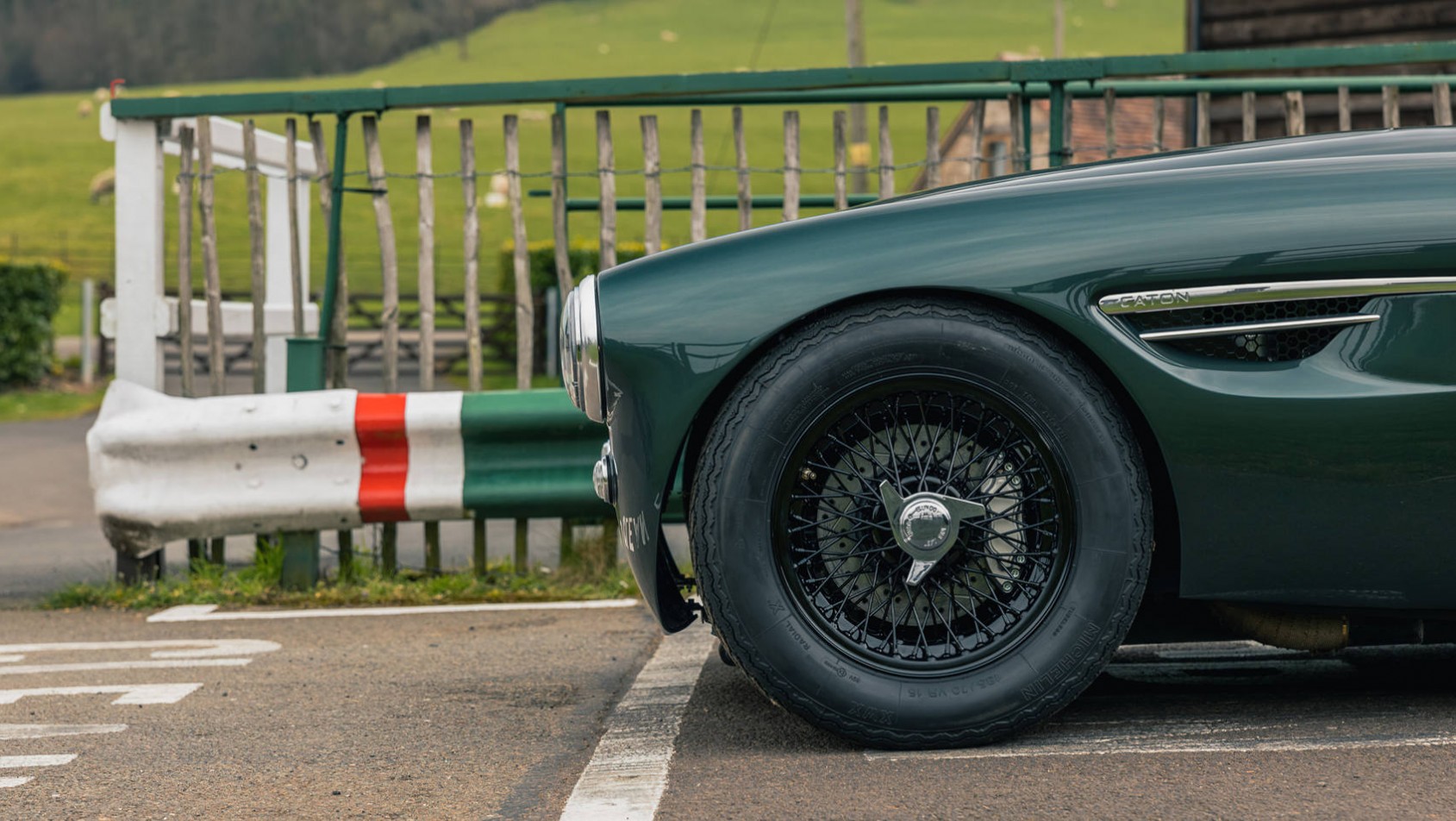 Healey by Caton - zaciski hamulcowe