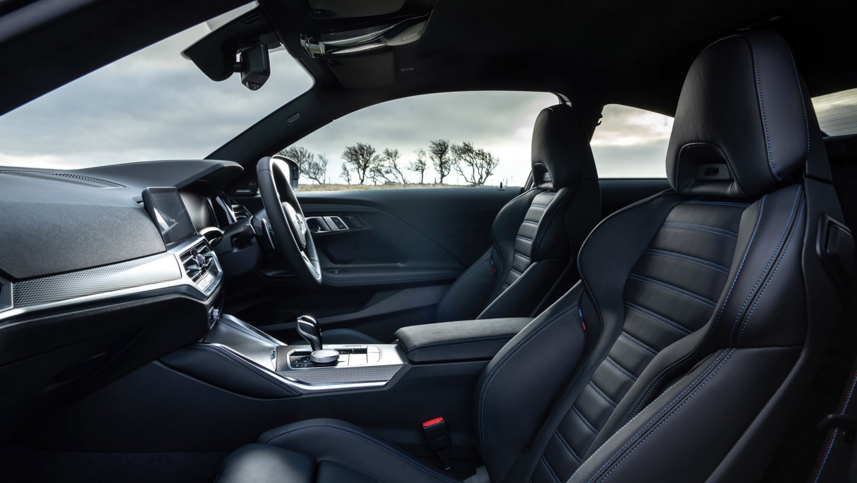 BMW M240i xDrive wnętrze