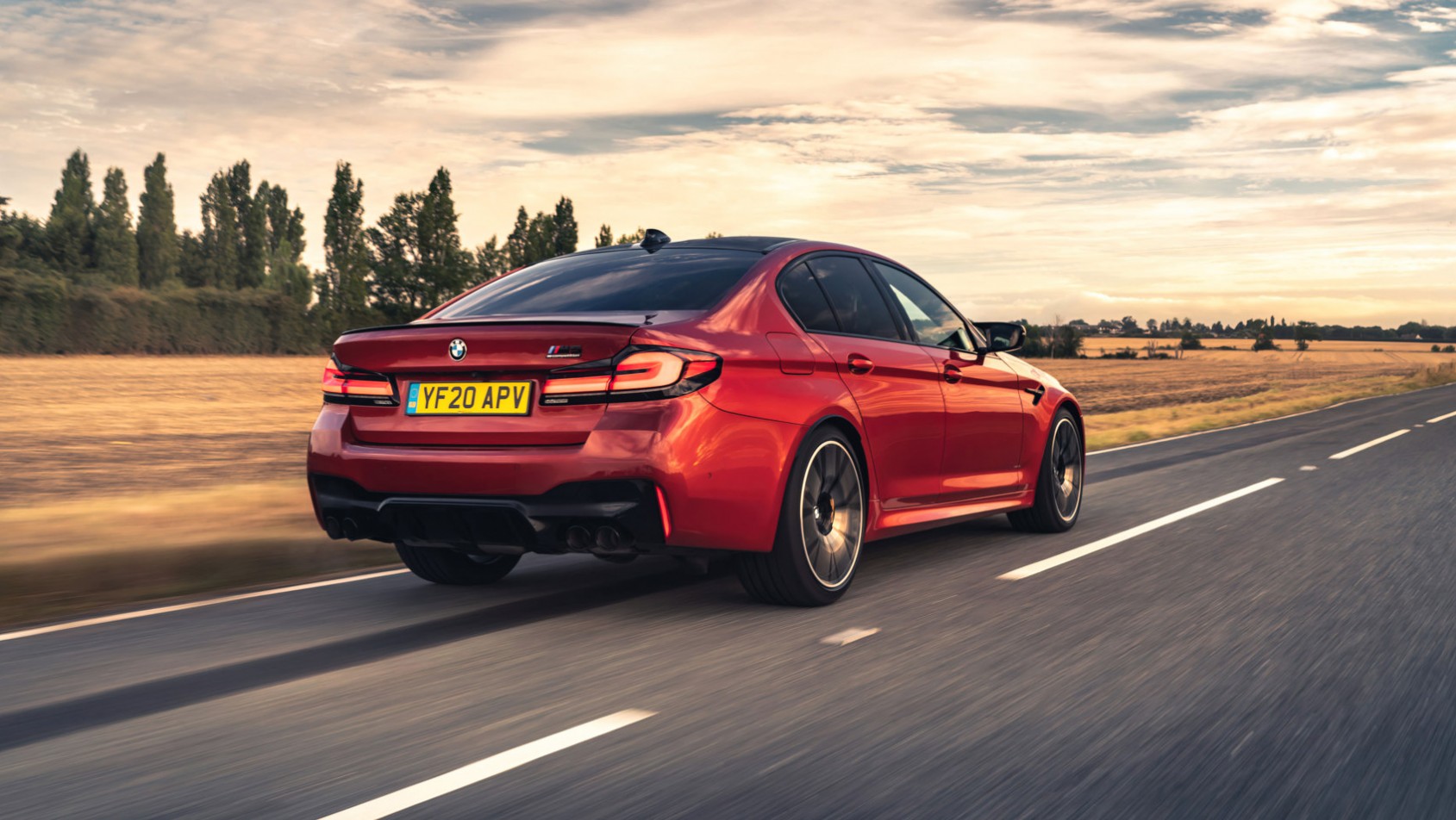 BMW M5 Competition na drodze