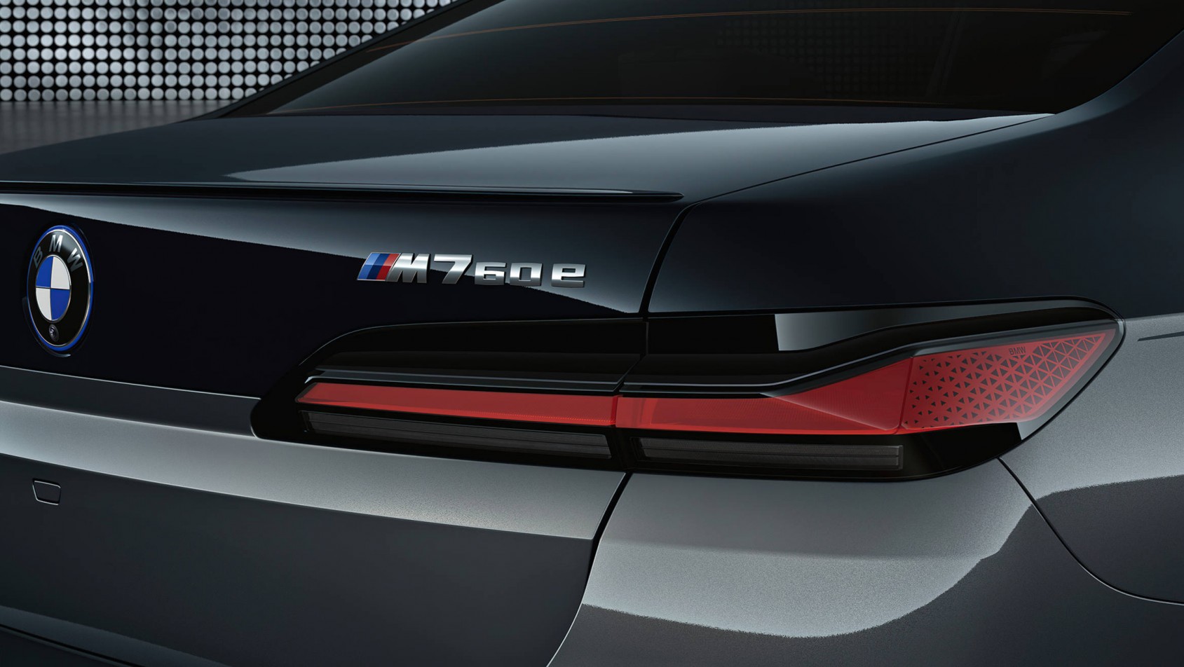 Nowe BMW serii 7 - tylne światła