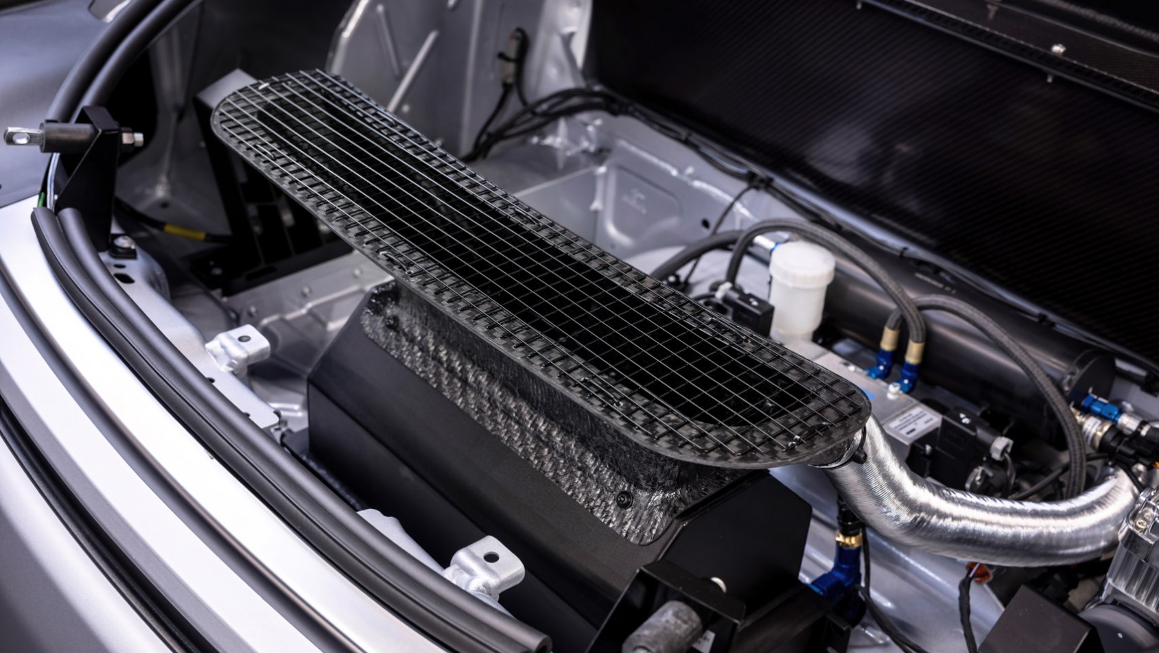 Mercedes-AMG GT Track Series - torowe rozwiązania konstrukcyjne