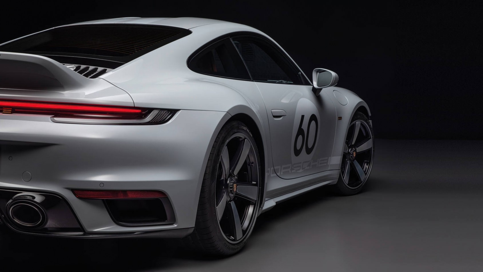 Porsche 911 Sport Classic widoczny numer na drzwiach