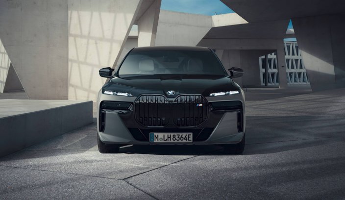 BMW wprowadza nową serię 7