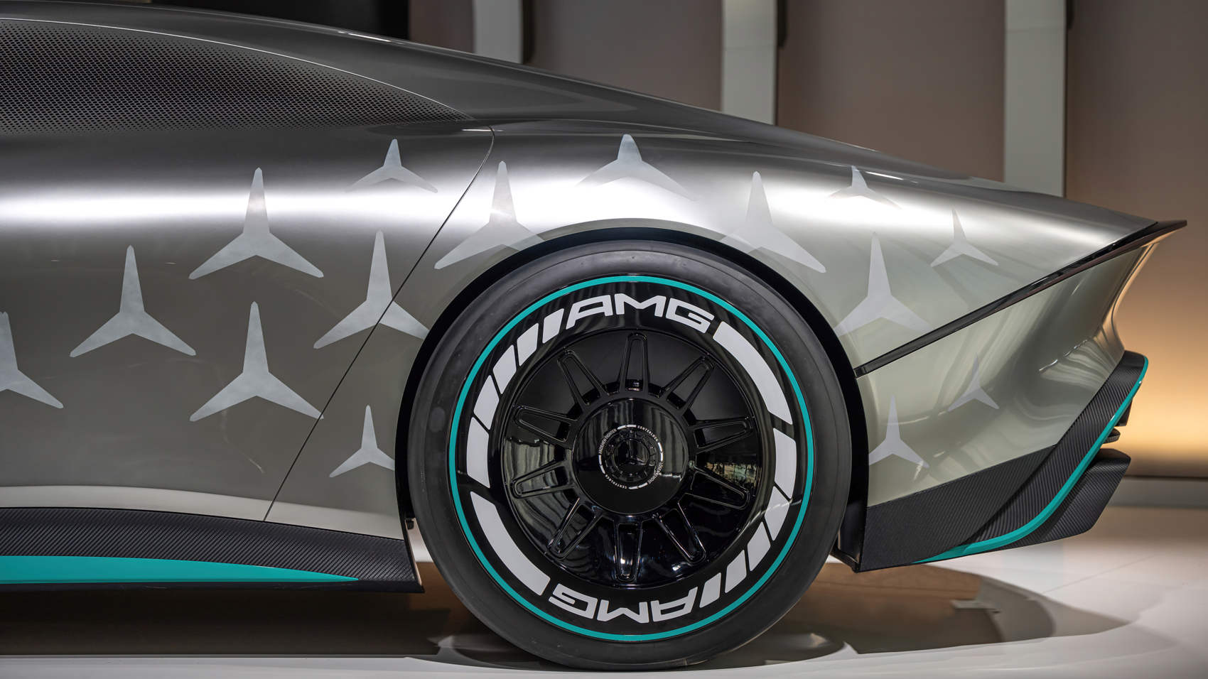 Mercedes-AMG Vision Concept - tył w stylu Kamma