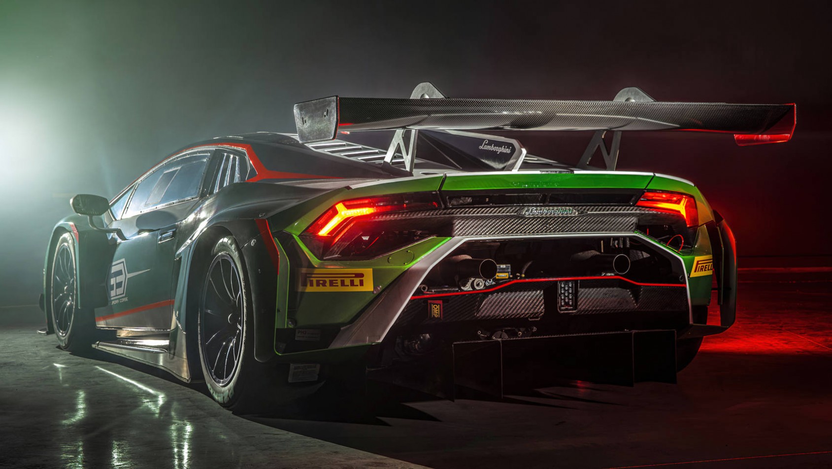 Lamborghini Huracan GT3 EVO2 - zbliżenie na tył auta