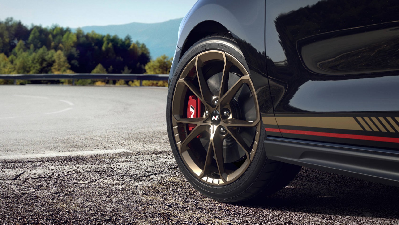 Hyundai i30 N Drive N Limited Edition i jego matowe elementy wykończenia